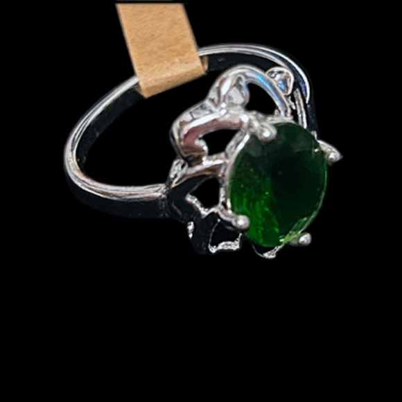 925 Silver Plate Dinner Ring Cocktail Ornate Faux Zircon Emerald Green NEW - Picture 2 of 10